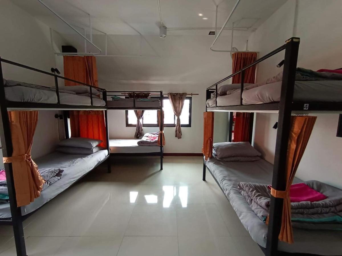 Family Home Chiang Mai Absolute House Bagian luar foto