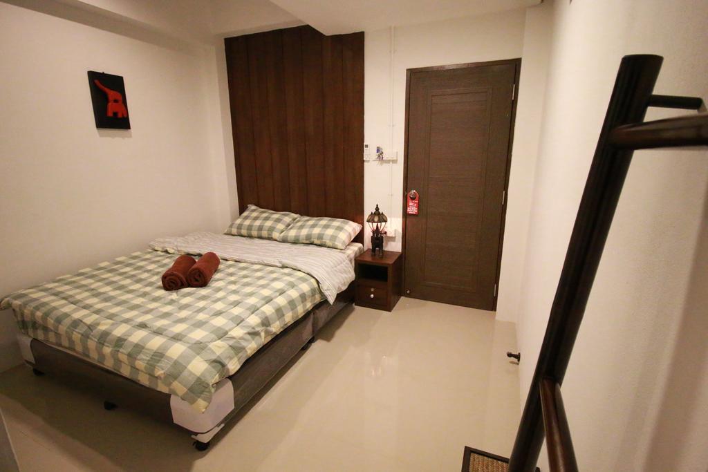 Family Home Chiang Mai Absolute House Bagian luar foto