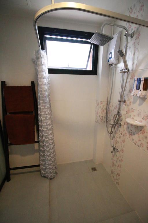 Family Home Chiang Mai Absolute House Bagian luar foto